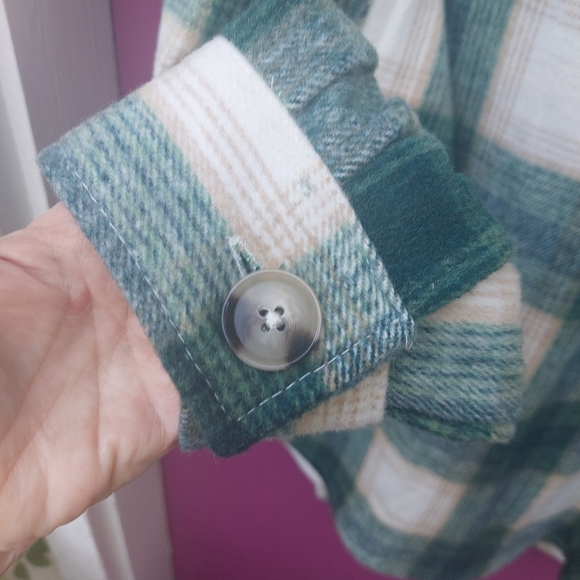 Plaid Shacket - Picture 4 of 6